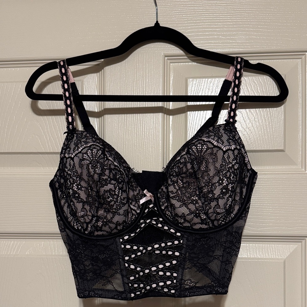 Victoria's Secret Dream Angels Lined Demi Black & Pink Lace Bra Top M-DD